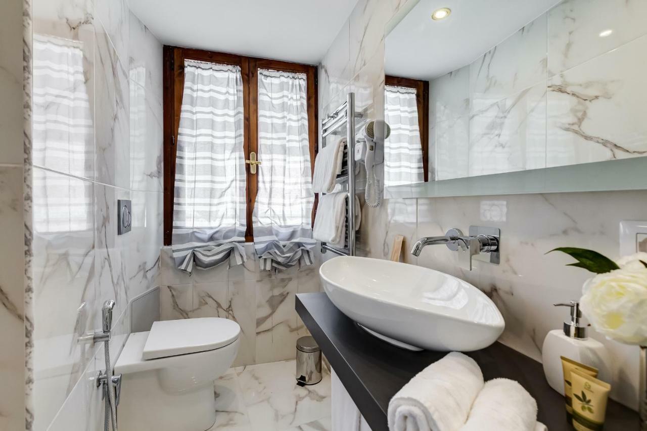 Trevi Private Suites By Premium Suites Collection 로마 외부 사진